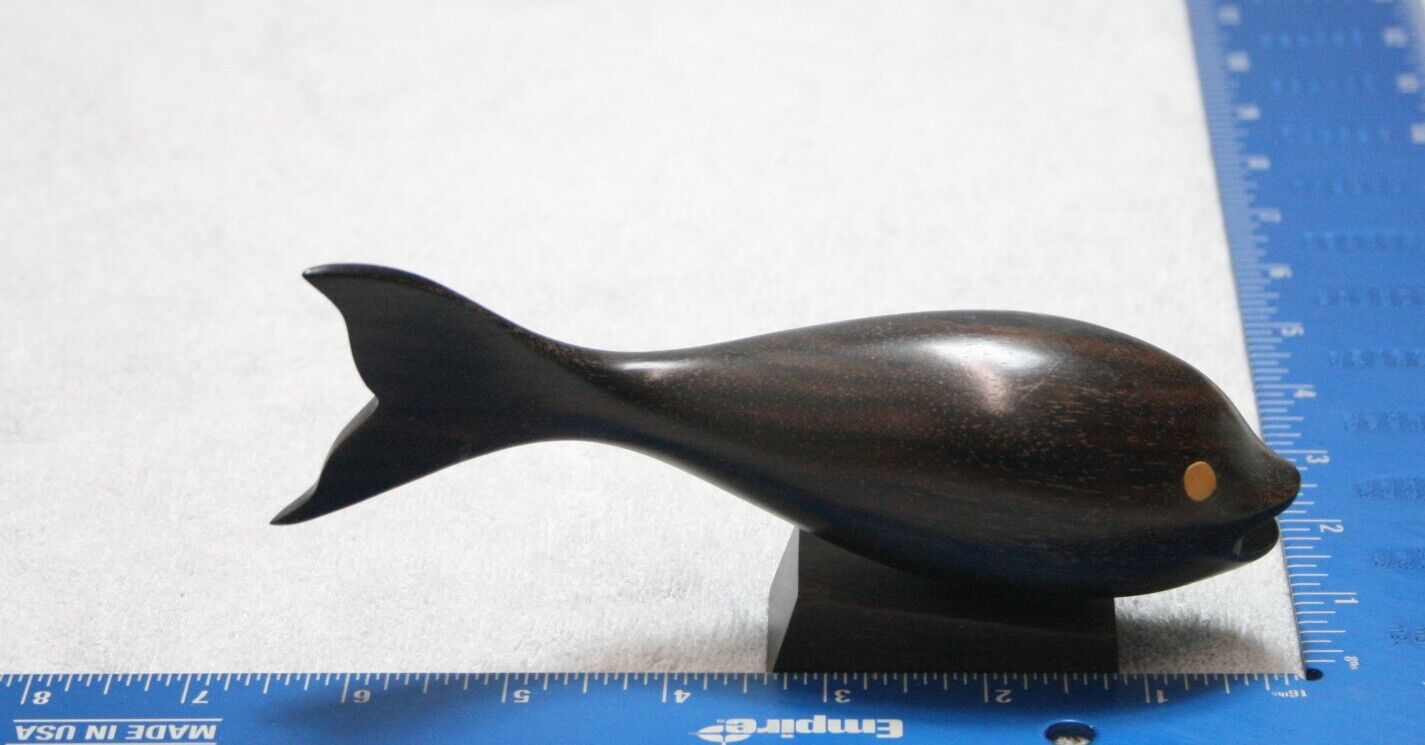 Vintage Mini Hand Carved Ironwood Whale Mexican Folk Art Beautiful