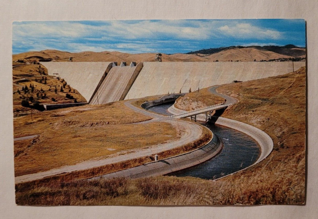 1950s Friant Dam on San Joaquin River Near Fresno California Vintage Postcard
