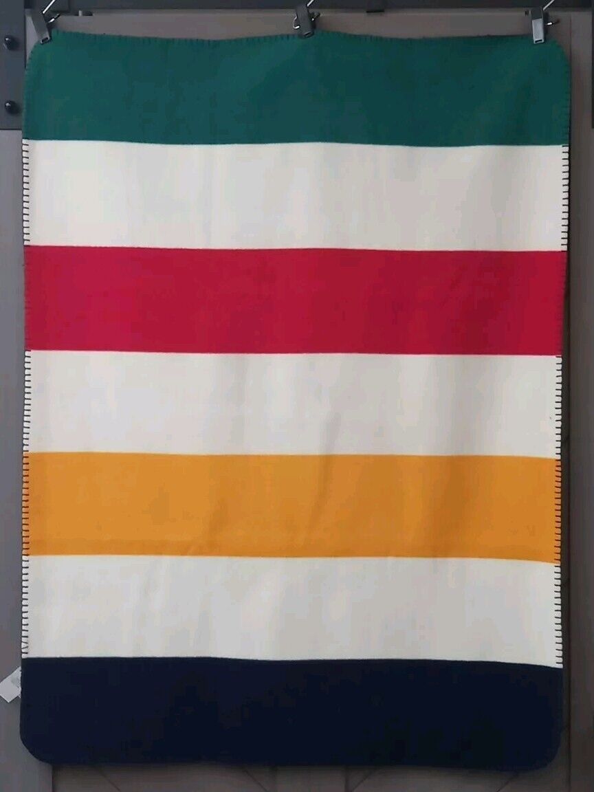  Hudson’s Bay Blanket Striped 30x41 VGC