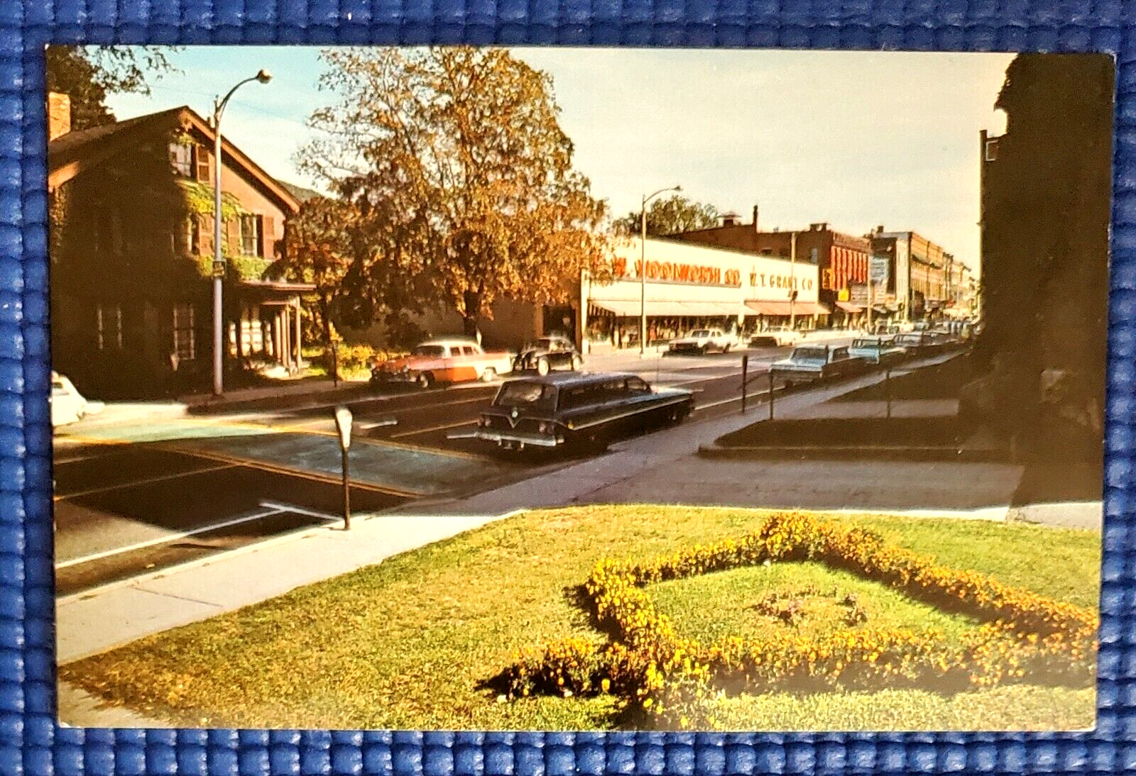 Vtg c1960s Main Shopping Area Woolworth, WT Grant Co Brattleboro VT Postcard