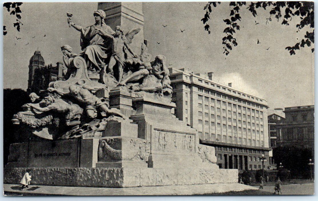 Postcard - Detalle del monumento a Cristóbal Colón - Buenos Aires, Argentina