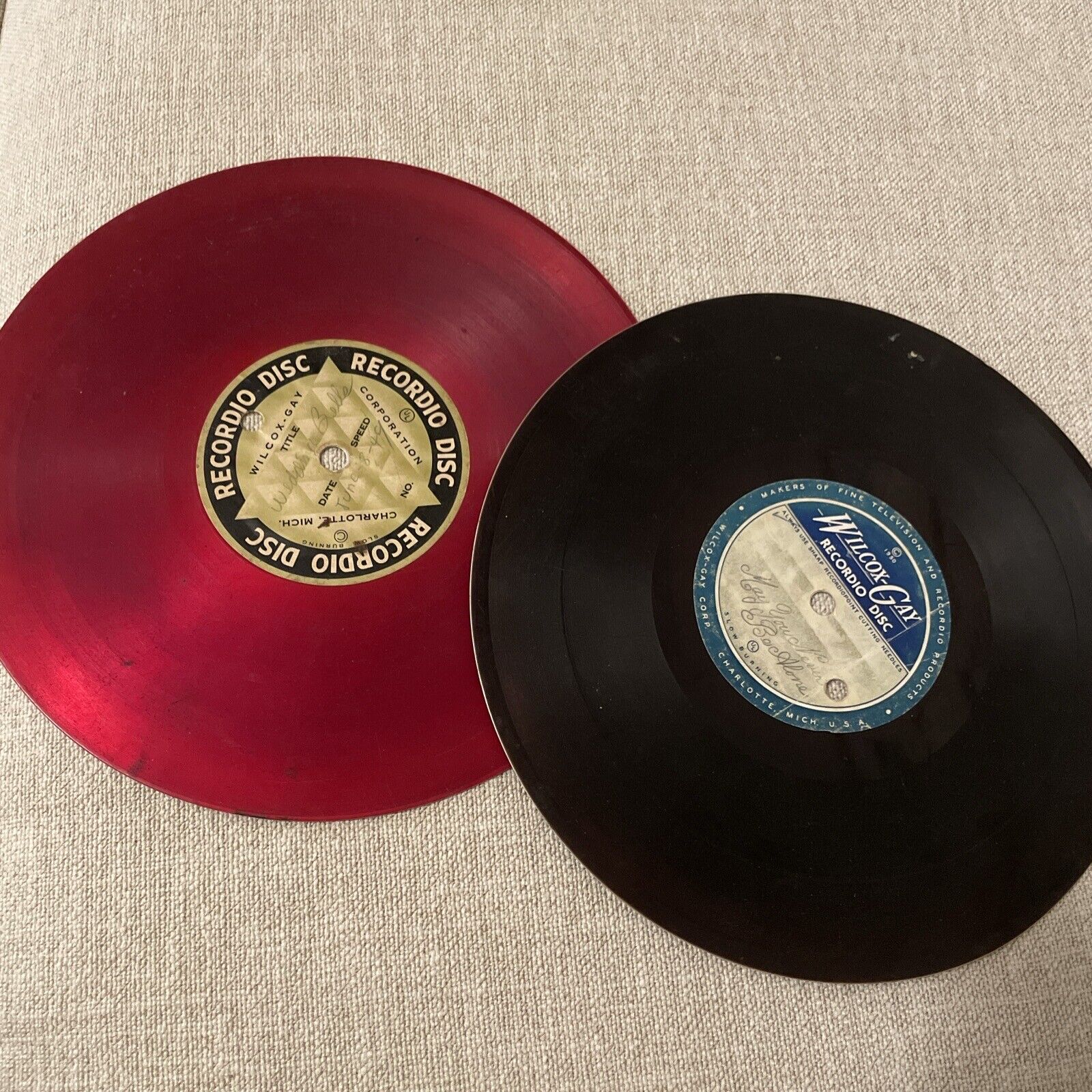 Wilcox-Gay Used Recordio Discs, Red & Black. Great For  Vintage Display/Staging
