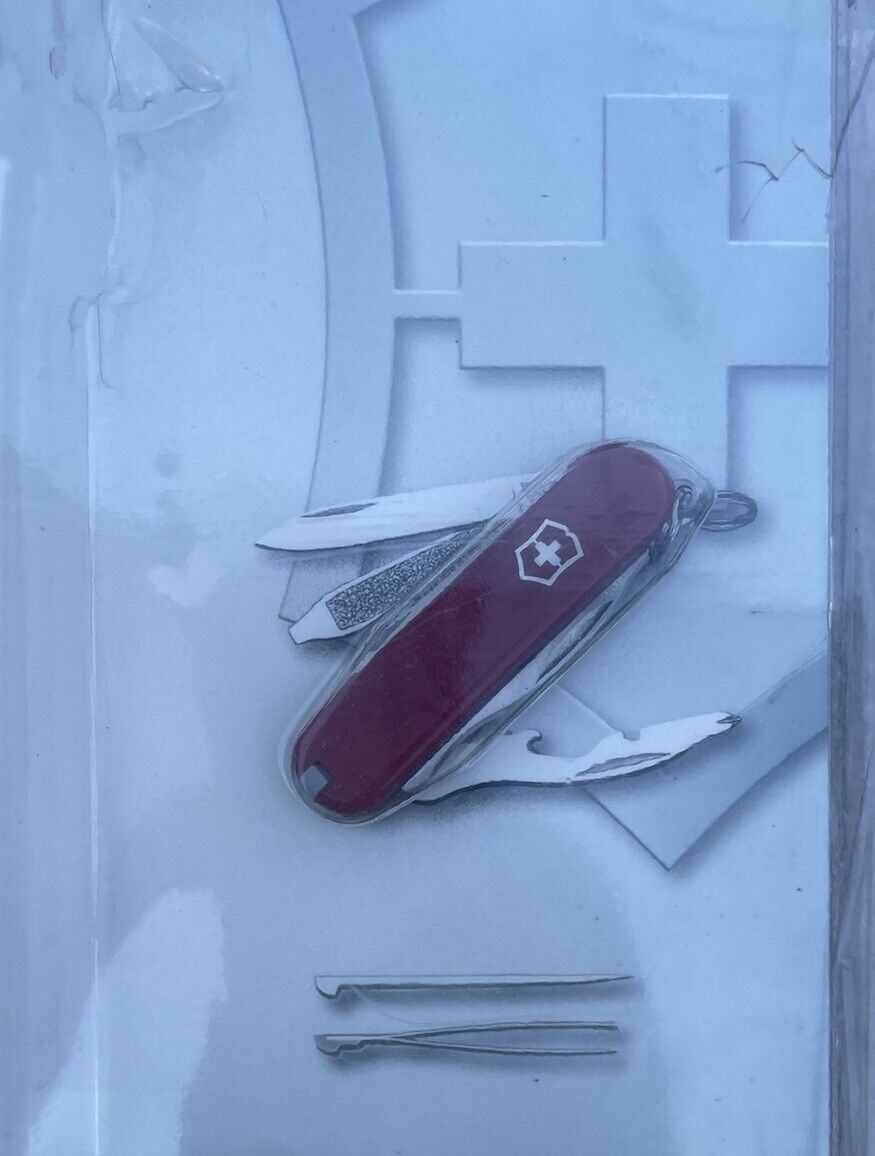 New Vintage Victorinox Swiss Army Rally 9 Functions Small Pocket Knife