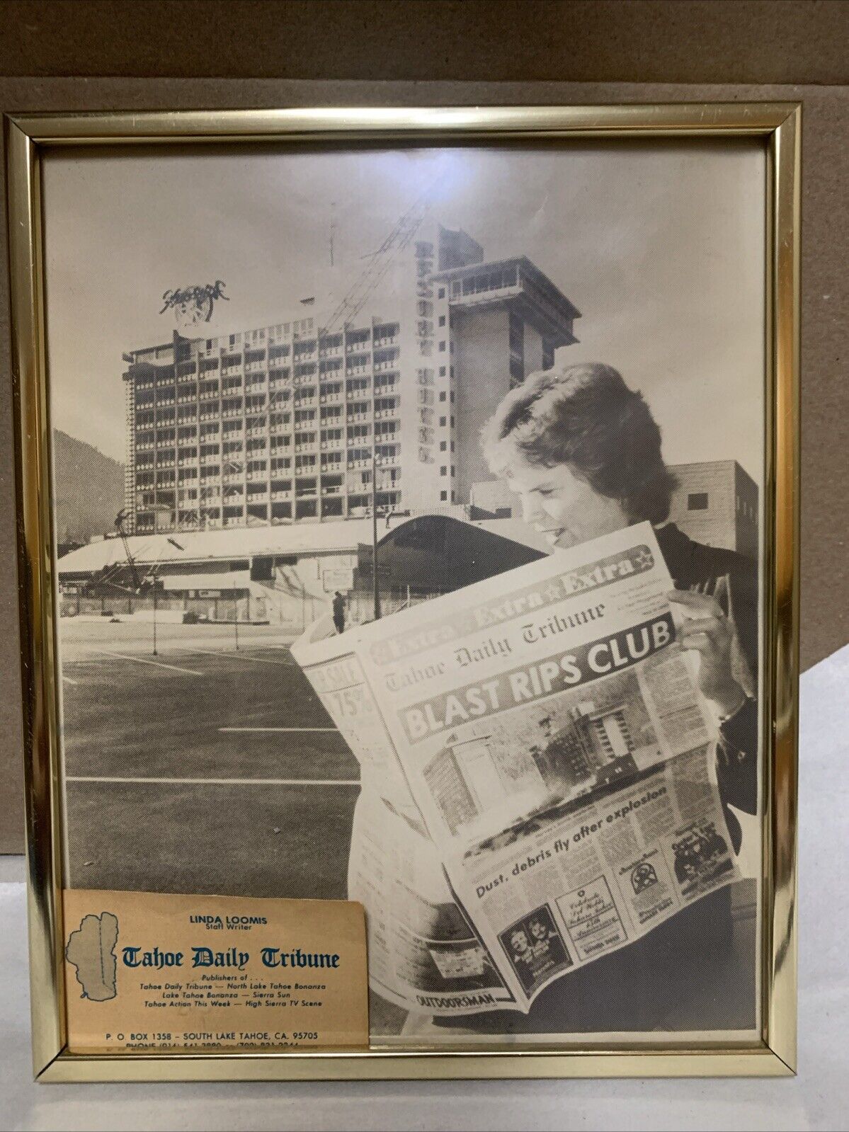 Vintage Framed Photo-Harvey\'s Casino, LaKe Tahoe  Nevada-Rebuild After Bomb-8x10