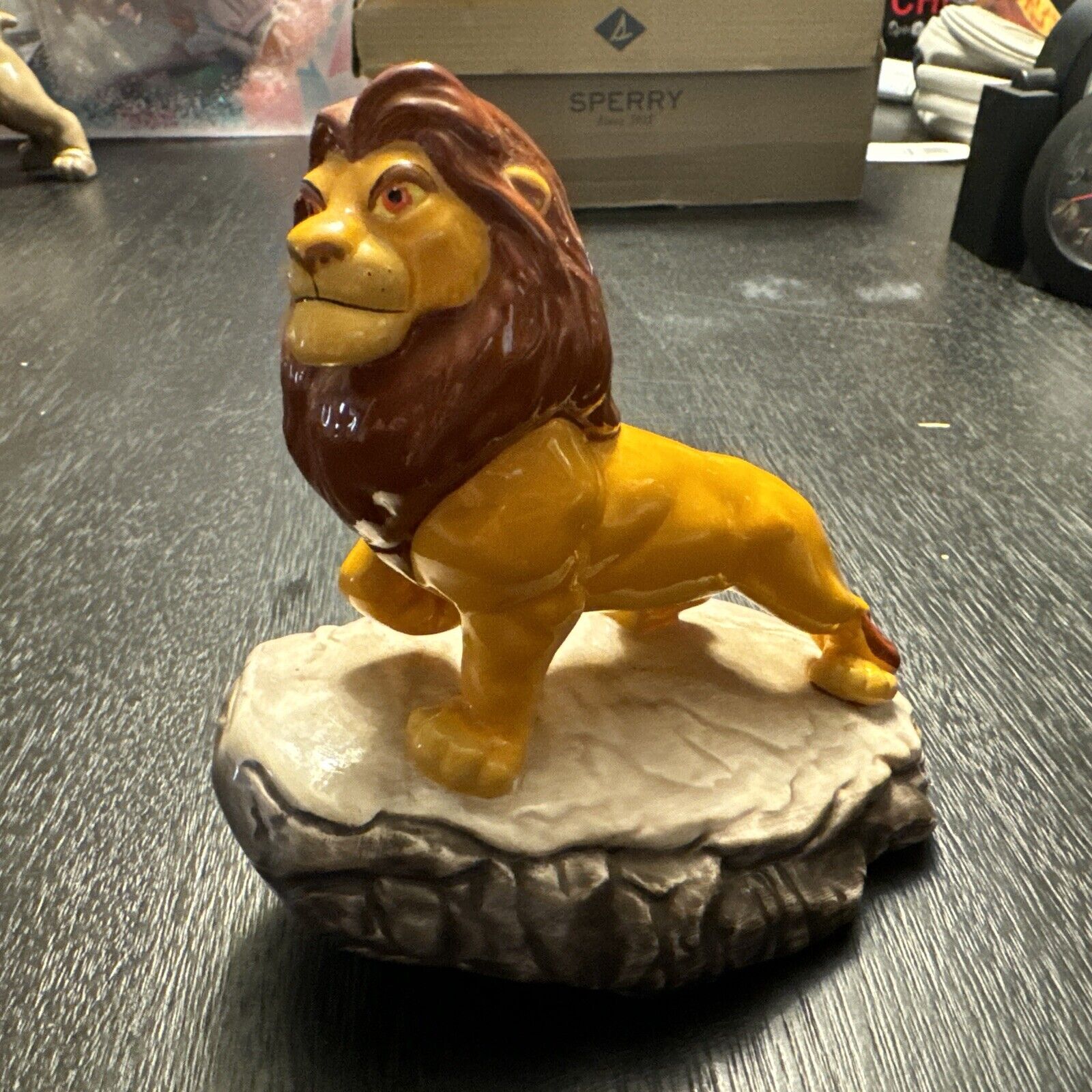 Disney\'s The Lion King MUFASA on Pride Rock 5\
