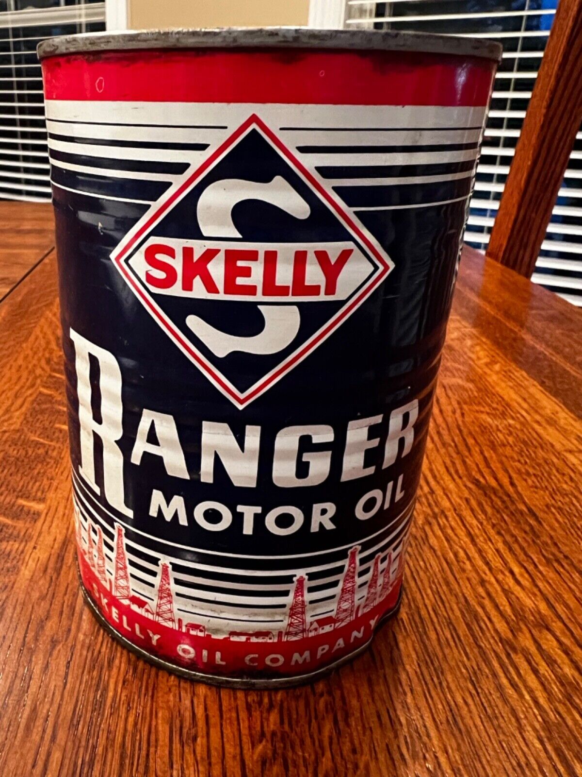 Skelly Ranger Motor Oil Can - Metal - Empty - 1 quart