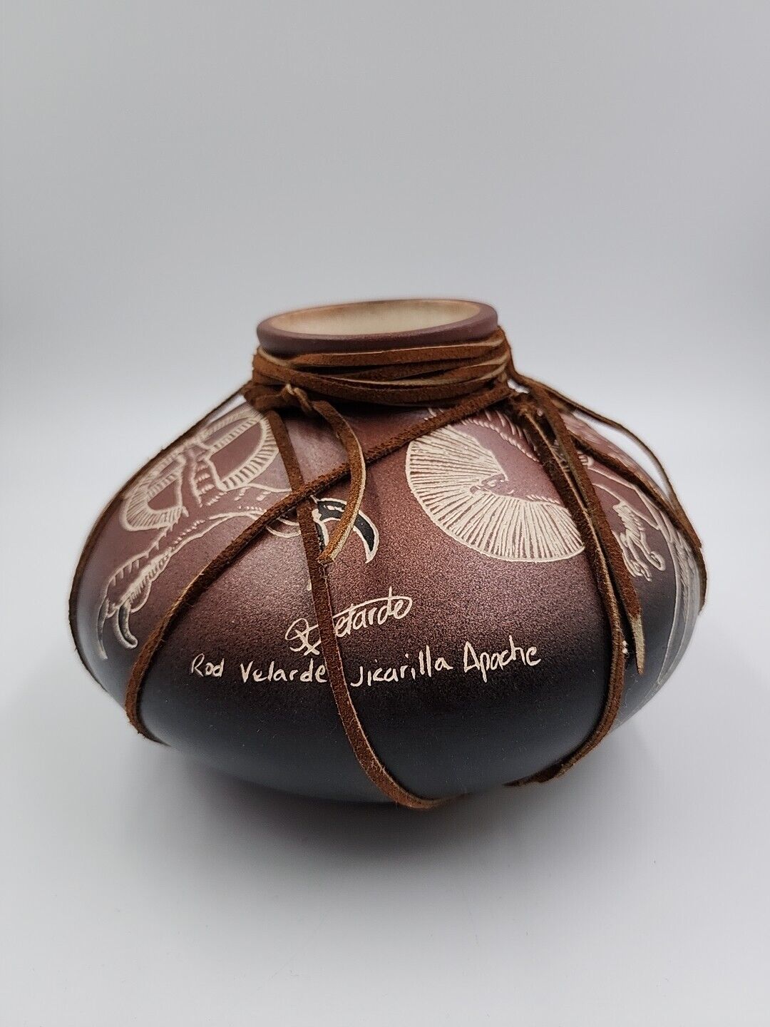 Vintage Native American Pottery  Rod Velarde Jicarilla Apache Jar Mint Condition