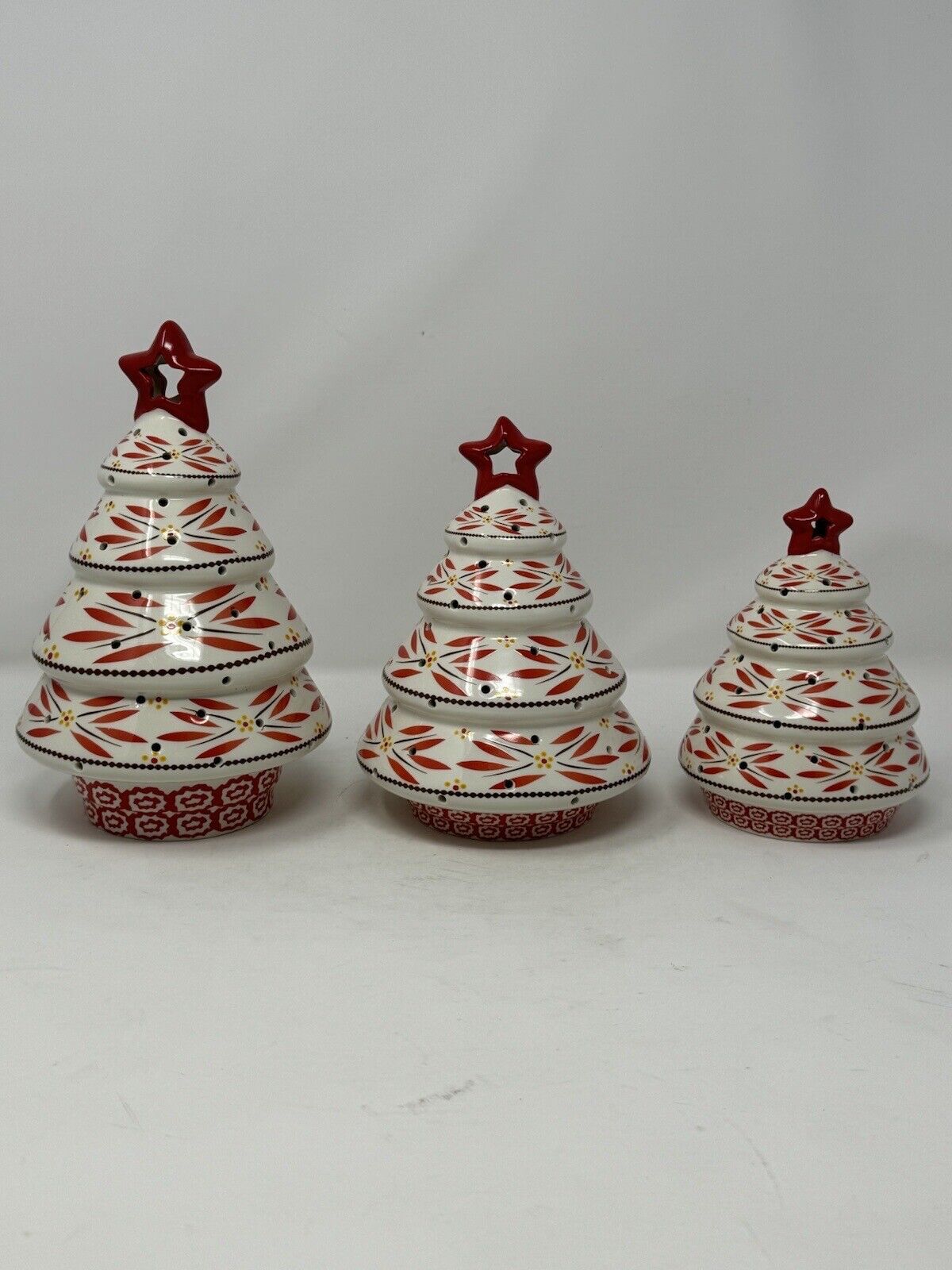 Temptations By Tara Light Up Christmas Trees Set Of 3 Ceramic Color Changing red
