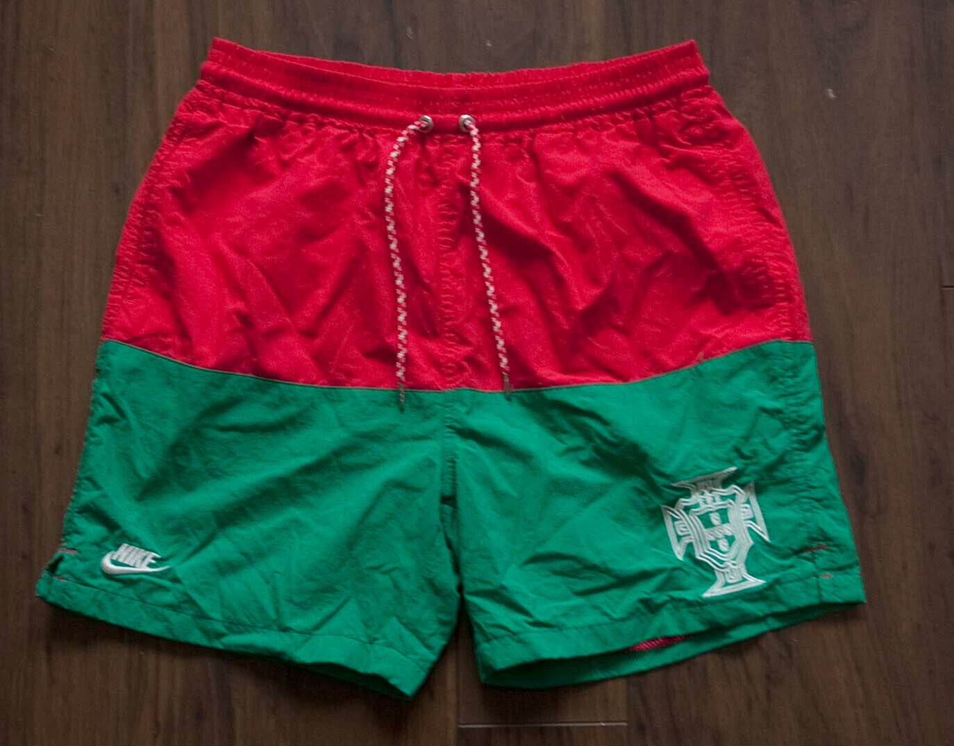 Portugal National Team Soccer Shorts Nike Size M /33 Football  **40g0508a7