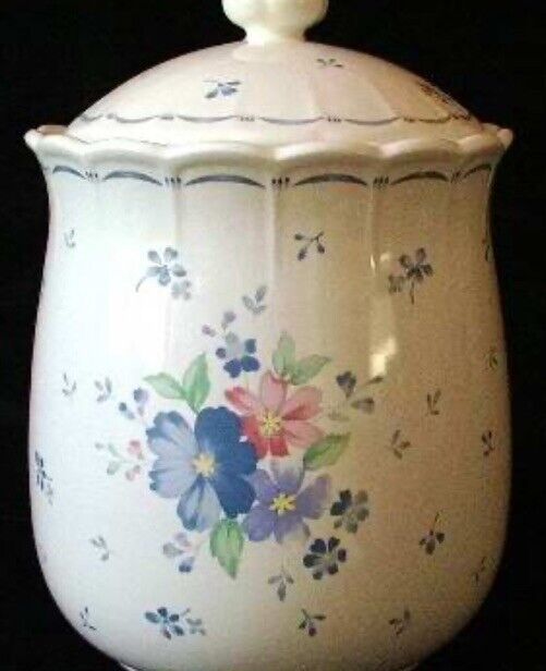 Vintage. Nikko  Ceramic Cookie Jar. Provincial Designs Dauphine 80\'s. Rare Item