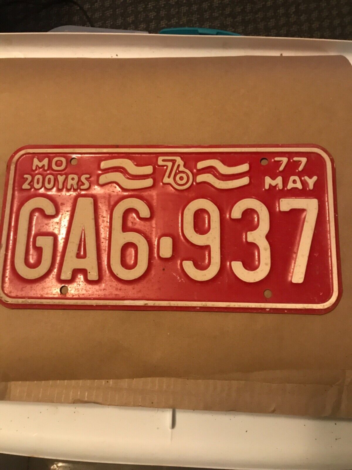 1977 Super 1976 Missouri Bicentennial license Plate 200 yrs no GA6-937