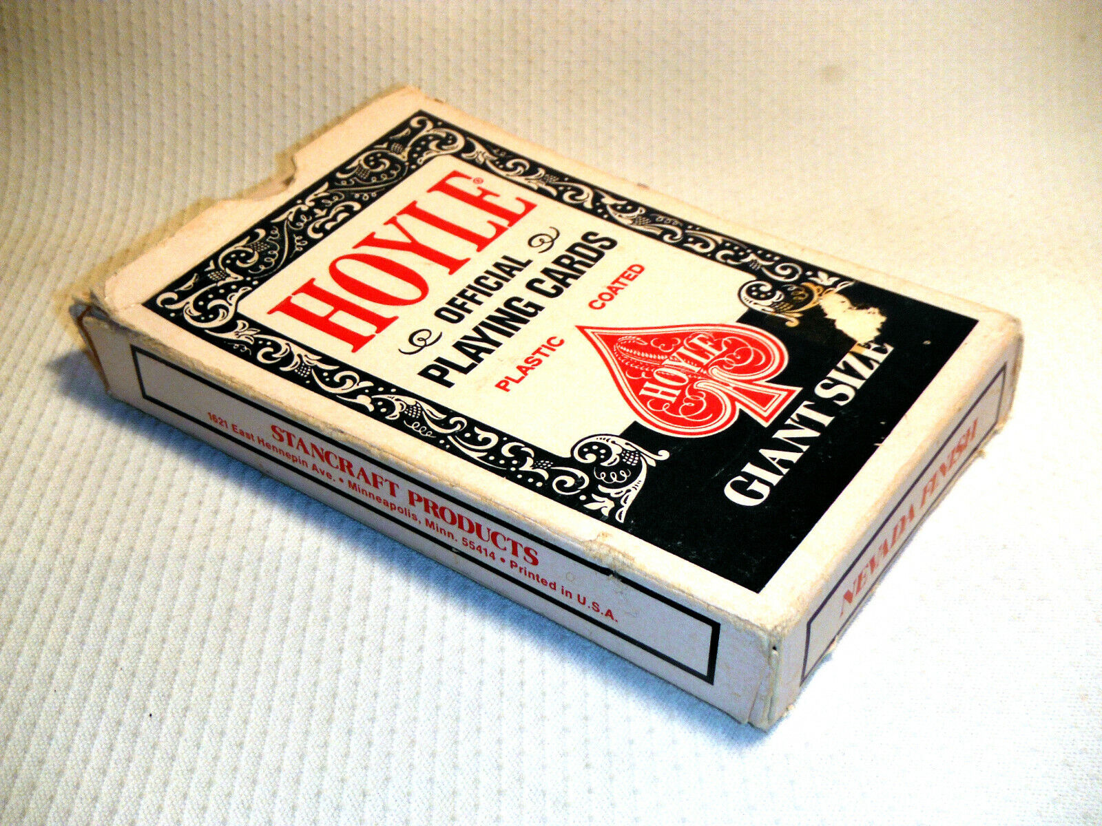 VINTAGE HOYLE OFFICIAL PLAYING CARDS ~ GIANT SIZE 4 1/2\
