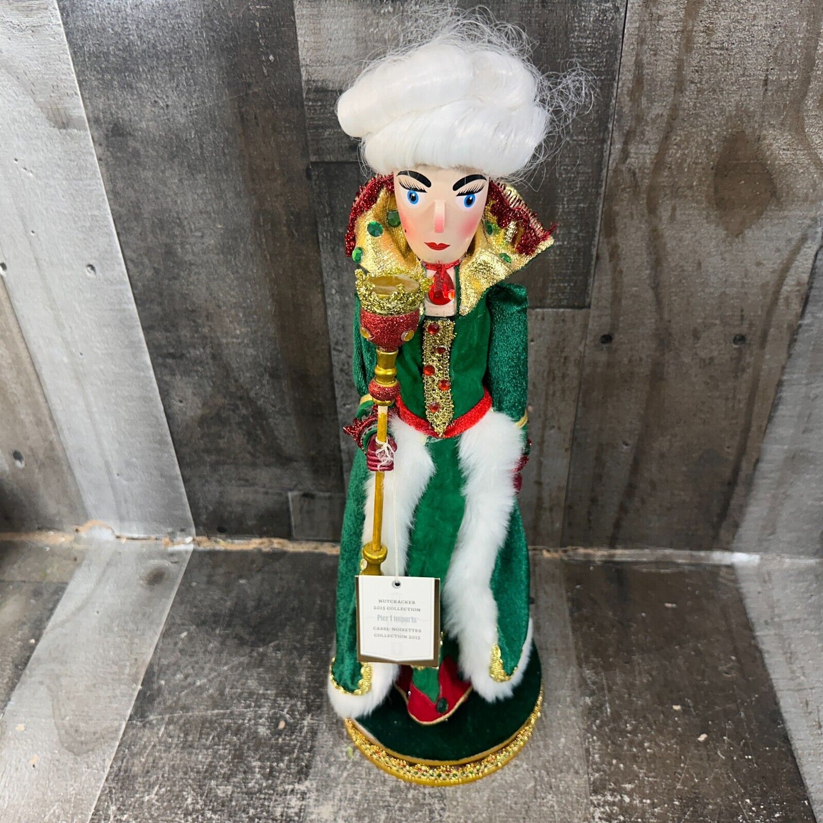 Pier 1 Imports Nutcracker  2015 Collection Queen, missing crown?