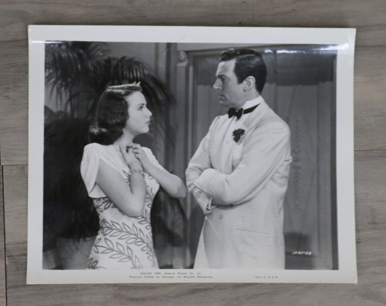 Copyright 1940 Universal Pictures 8x10