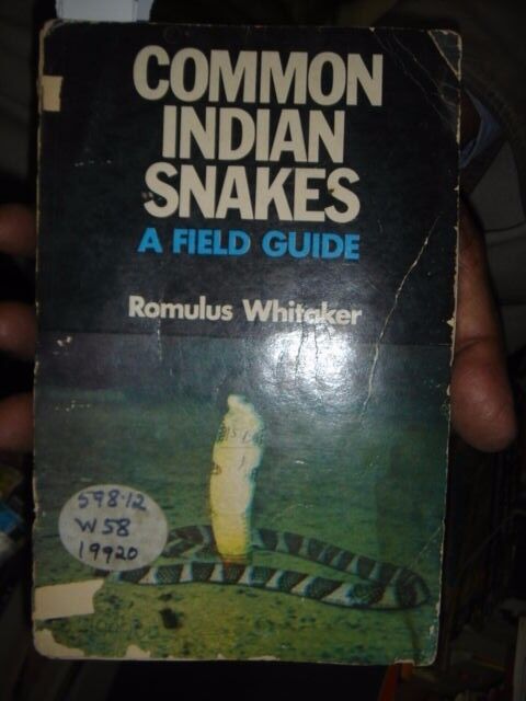 INDIA - COMMON INDIAN SNAKES BY ROMULUS WHITAKER , SAANP AUR HUM - 2 IN 1 LOT