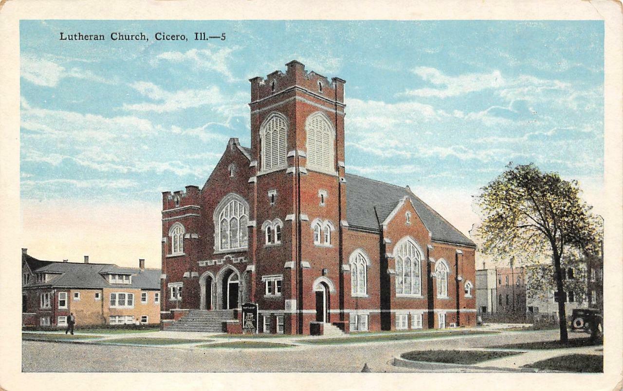 CICERO, IL Illinois  LUTHERAN CHURCH & Street View  COOK COUNTY c1920\'s Postcard