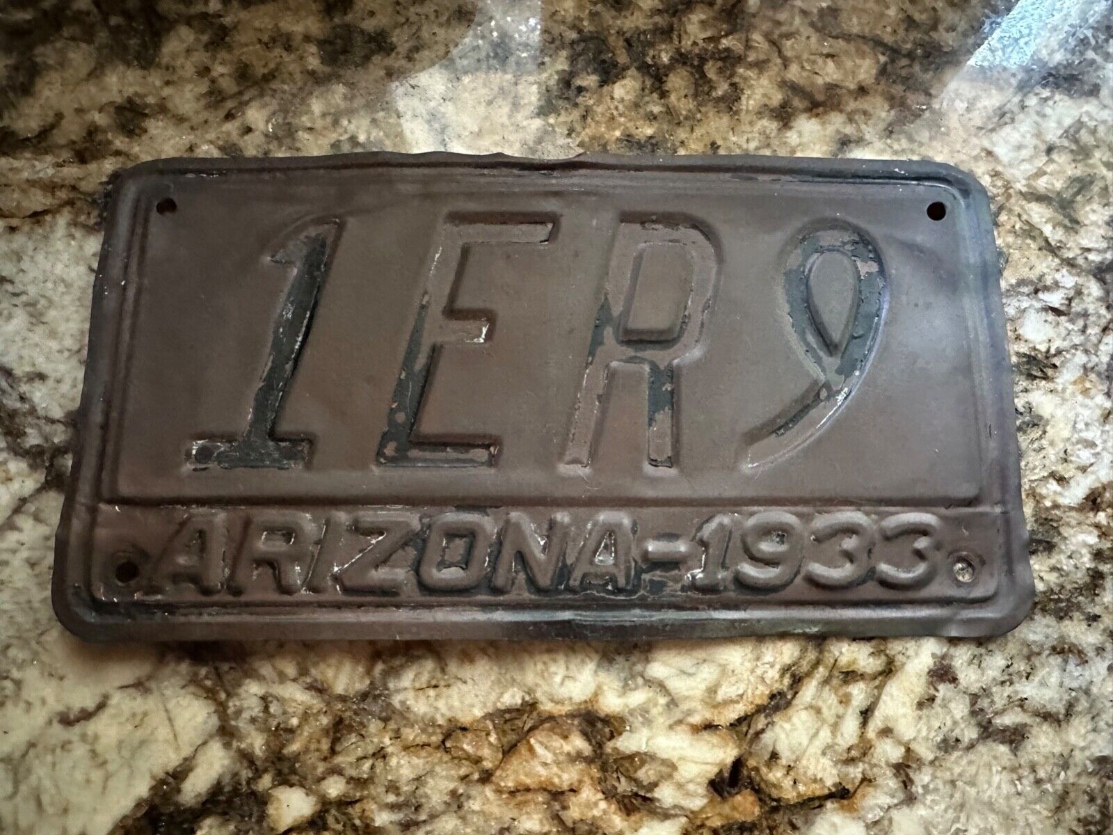 Vintage Antique Original 1933 Arizona Copper License Plate 1ER9 AZ 