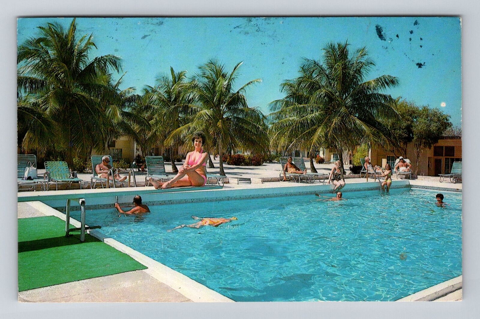 Islamorada FL-Florida, The Islander Hotel, Pool, Antique Vintage c1986 Postcard
