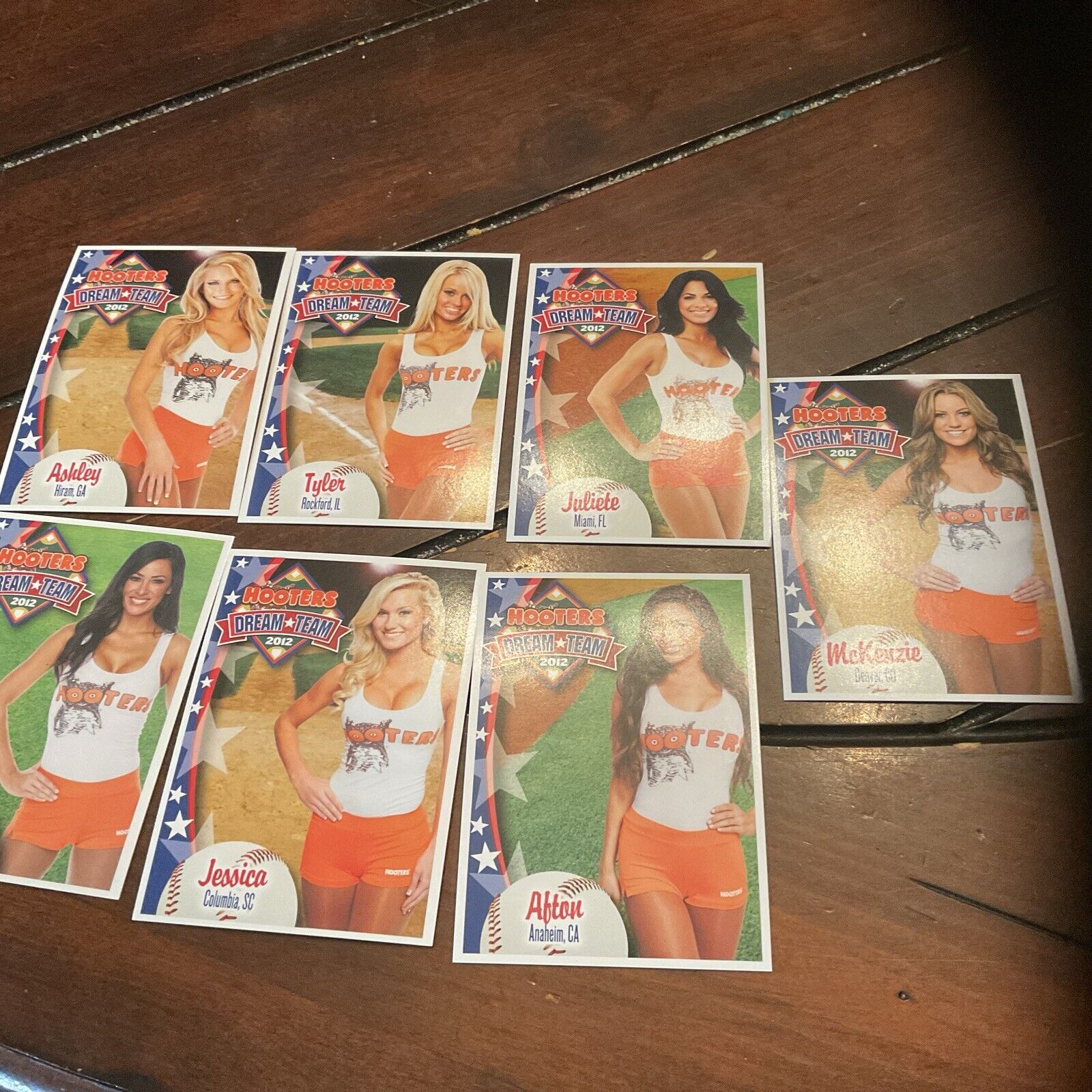 Hooters Girls Baseball Cards 7 Different RARE 2012 - 20 Sets- 140 Cards