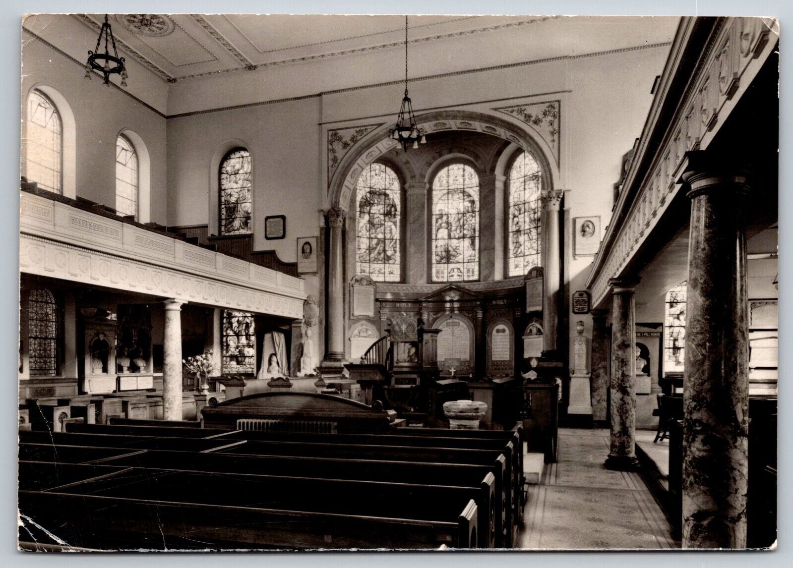 Postcard England London Wesley\'s Chapel Interior c1966 10E