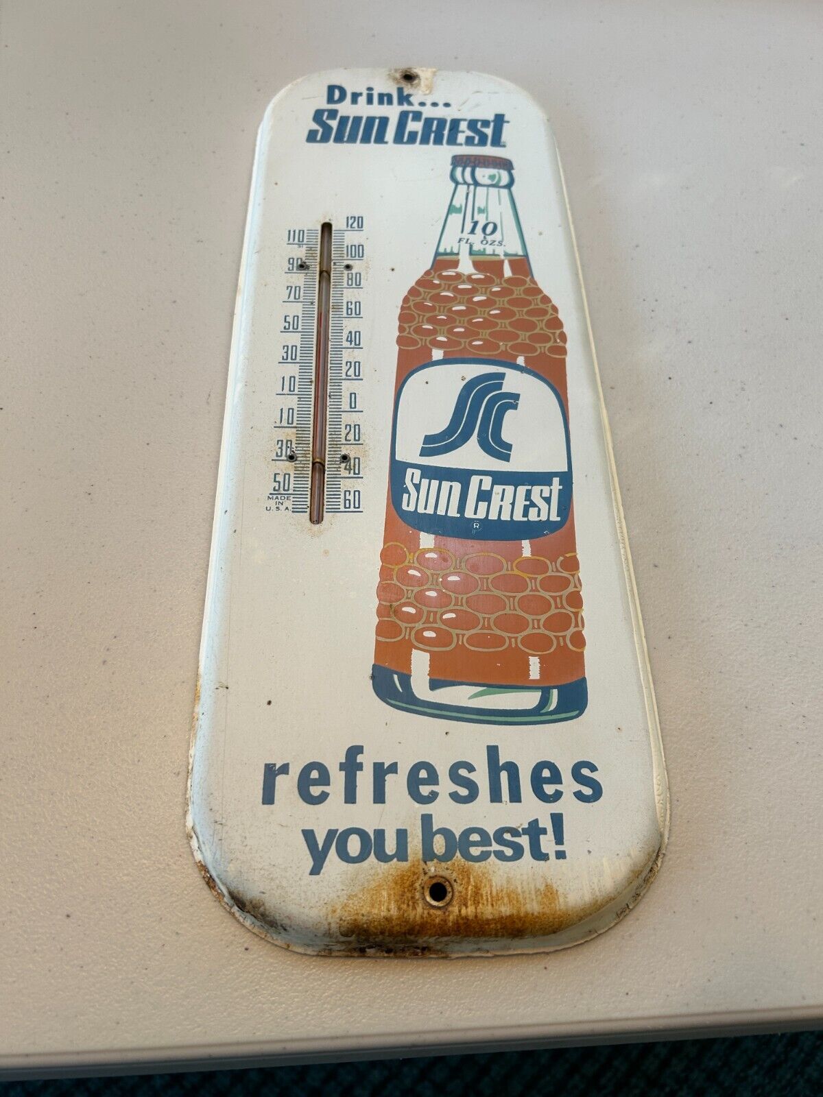 VINTAGE/AUTHENTIC \'\'SUN CREST\'\' THERMOMETER/ADVERTISNG SIGN PAINTED METAL 6X16  