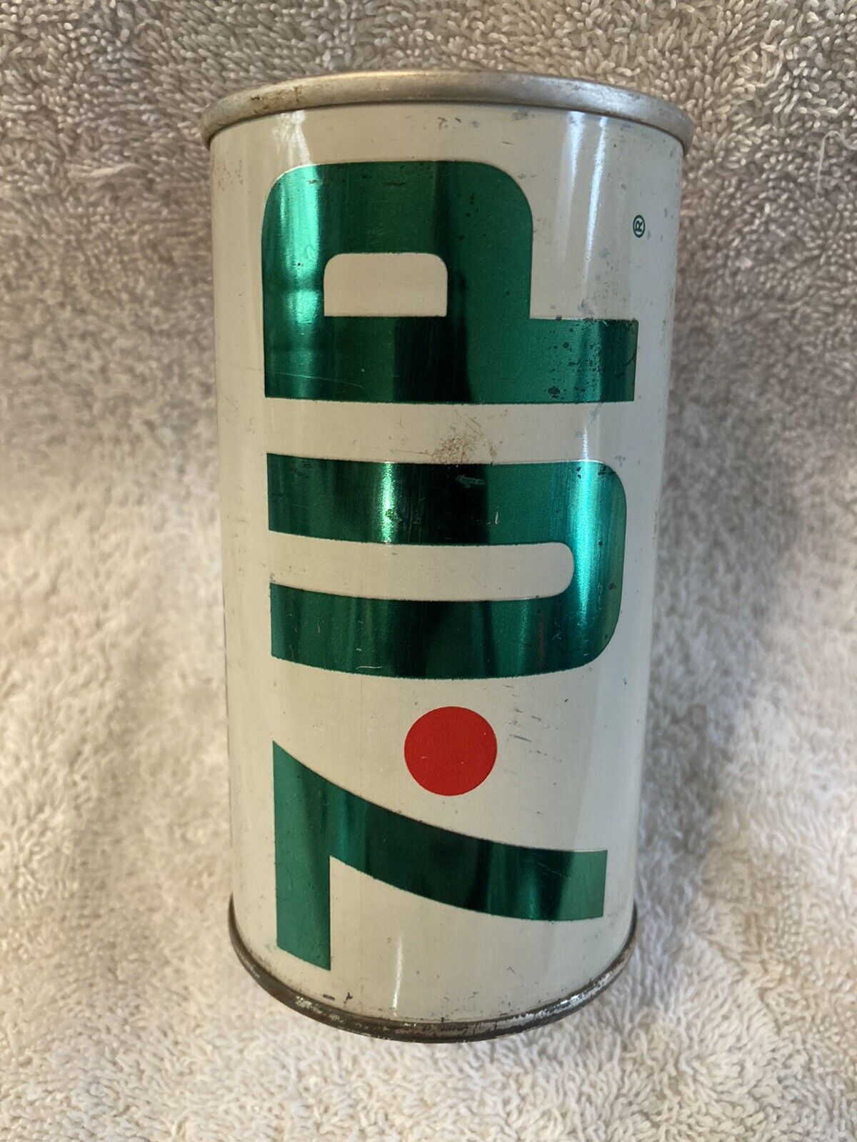 Vintage  7UP 12oz. Pull Top Can UNOPENED BUT EMPTY, Wet & Wild, White w/ Green.