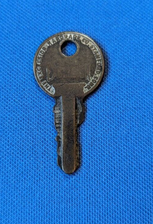 Vintage brass key THE EXCELSIOR HARDWARE CO STAMFORD CONN. #5372, 1 5/8\