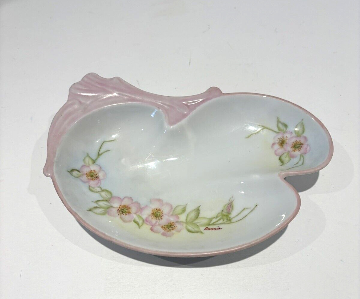 Vintage Porcelain Soap/Trinket/Pin Dish Decorated w/Pink Flowers 7.25\