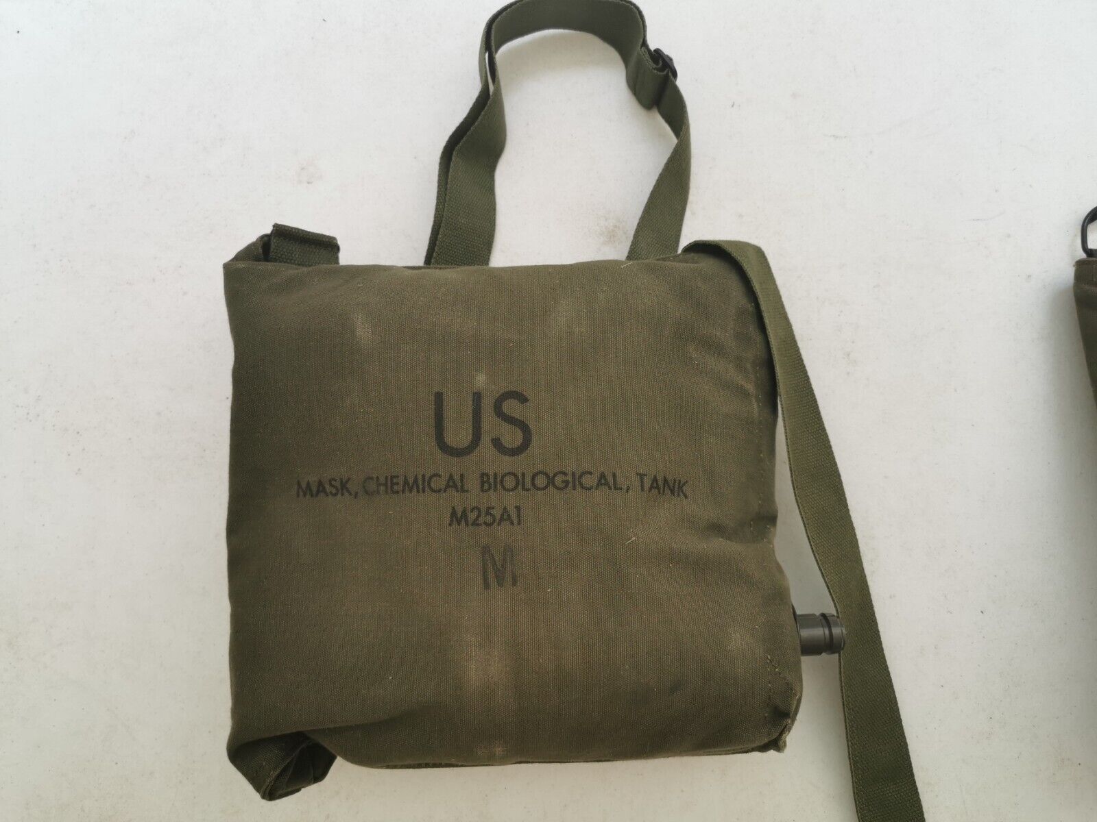 US M25A1 gasmask with bag