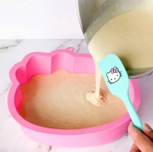 Hello Kitty Cake Pan, Spatula & Recipe Booklet Non-Stick Silicone. New  Free SH