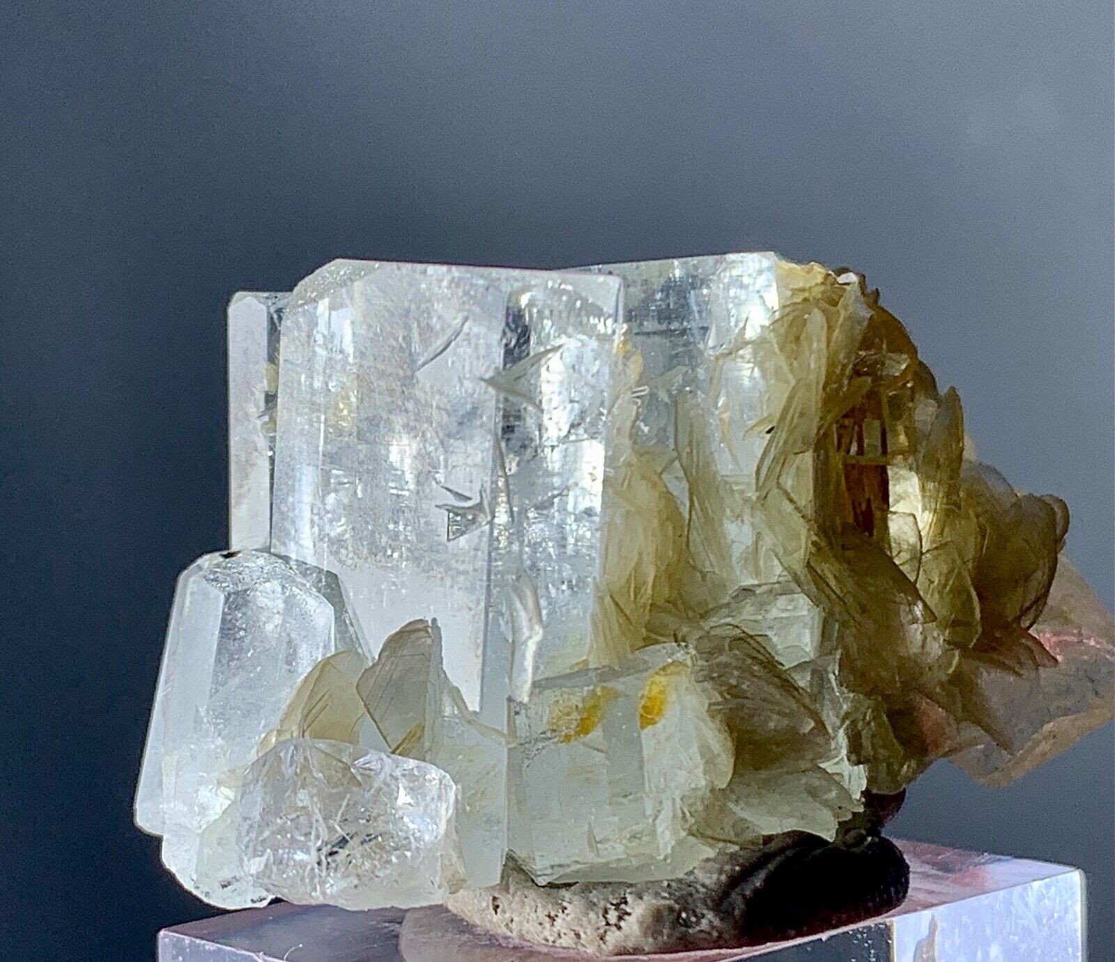 122 Carat DT Aquamarine Crystal With Mica Specimen From Skardu Pakistan