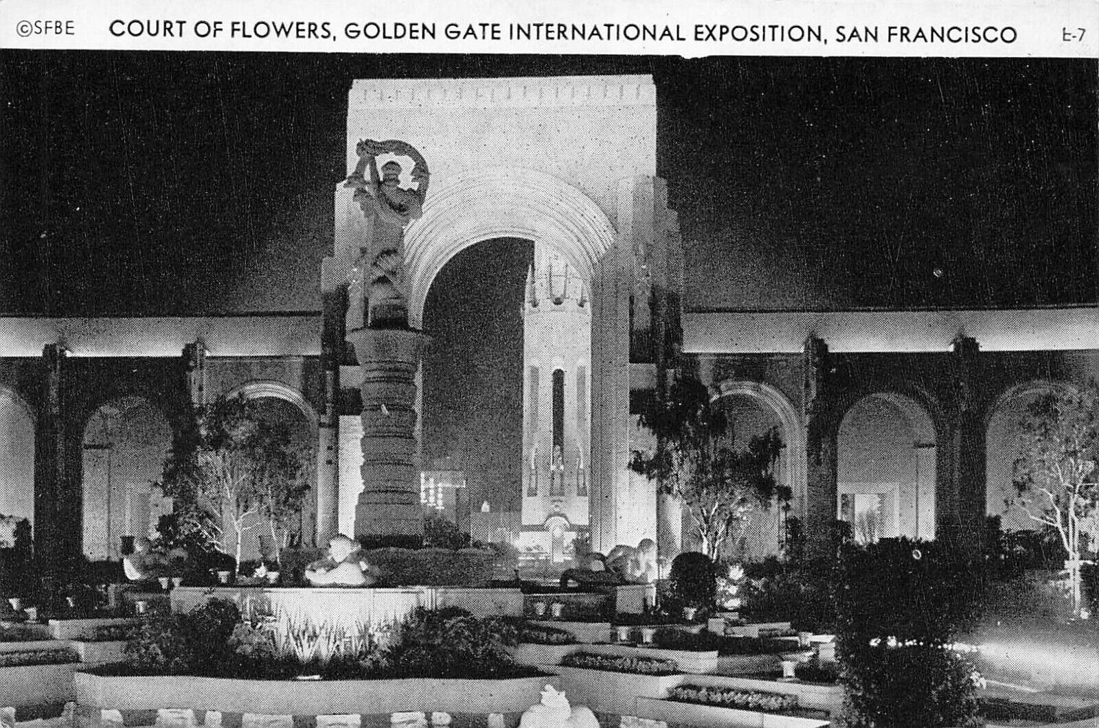 Postcard Golden Gate 1939 International Exposition Court of Flowers