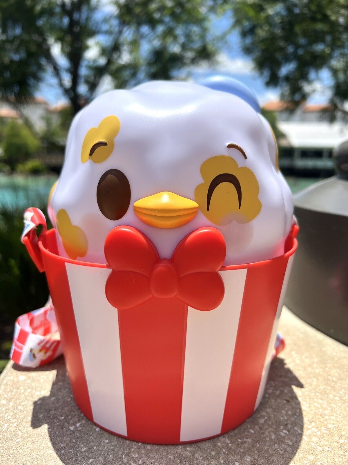 ❤️ Disney Parks 2024 Munchlings Donald Duck Popcorn Bucket New In Hand Brand New