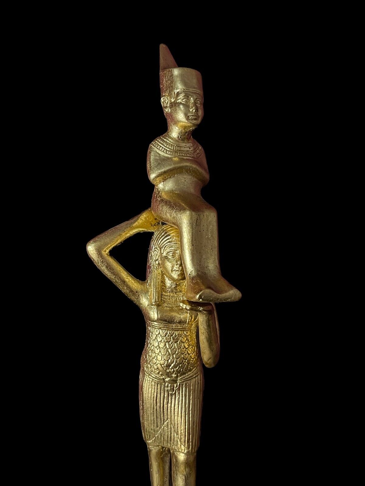 Egyptian King Tutankhamun, The Egyptian Tutankhamun satuette , Museum Replica
