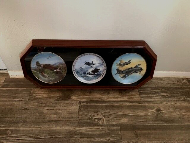 P 40 Flying Tiger  Play 1991, Checkmate 1994 & F4F Wildcat Framed Plates