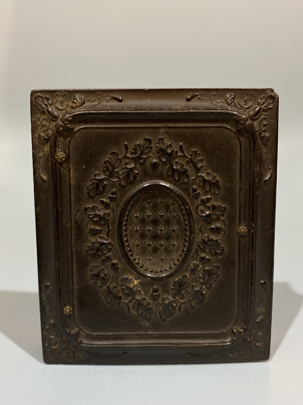 Antique Littlefield, Parsons and Co Daguerreotype With “Embracing Riveted Hinge”