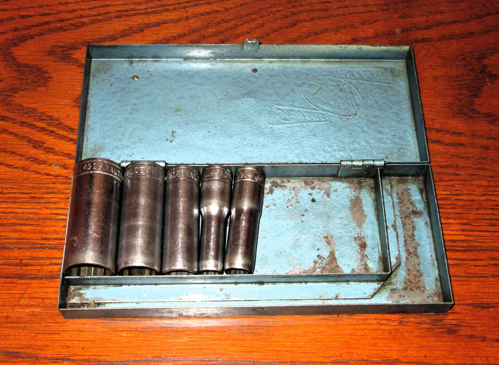 Vintage Stevens Walden Socket Metal Socket Case & Five 3/8\