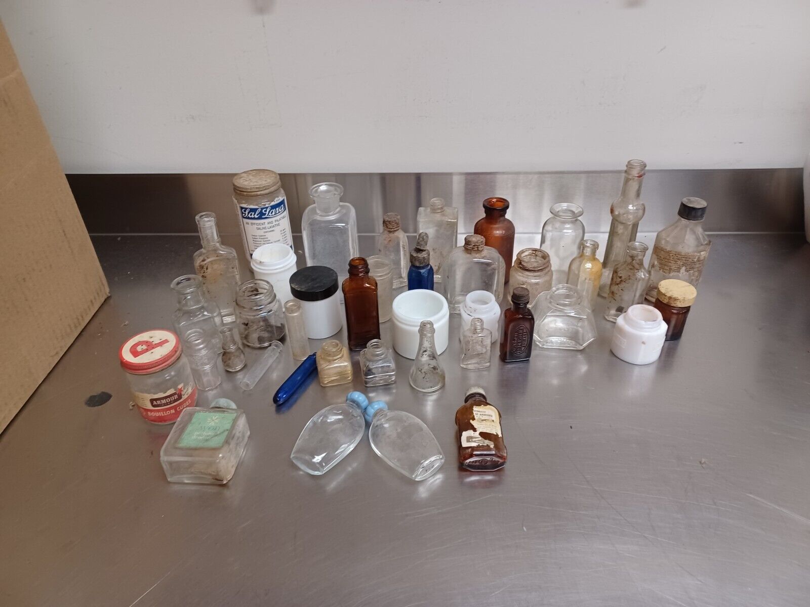 Large lot of 40 Vintage mini bottles -- medicine , food , perfume , etc