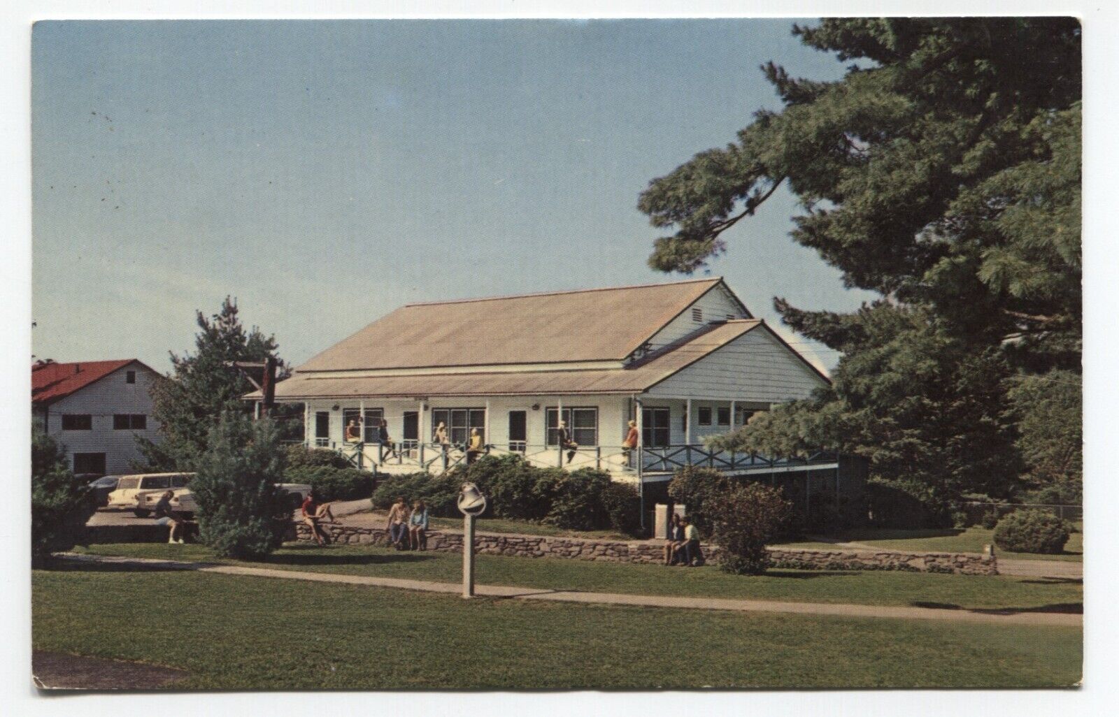 Postcard Chrome Stroudsburg, PA Twin Pines Camp Lodge Evangelical Congregational