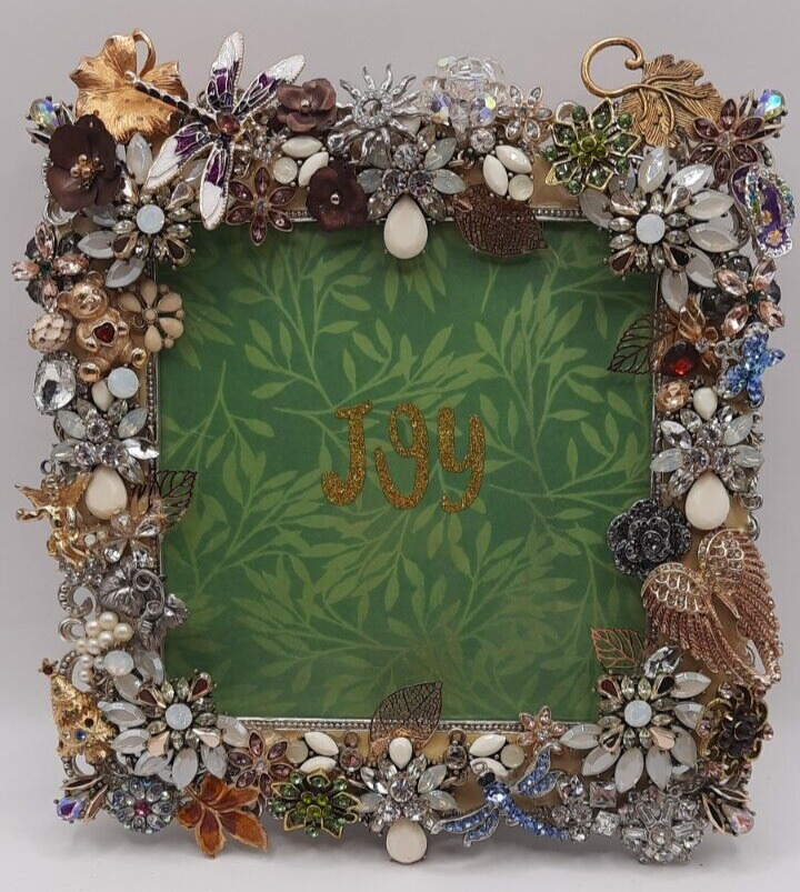 JA003-Jewelry Art, Picture Frame, Floral, Collage, Handcrafted