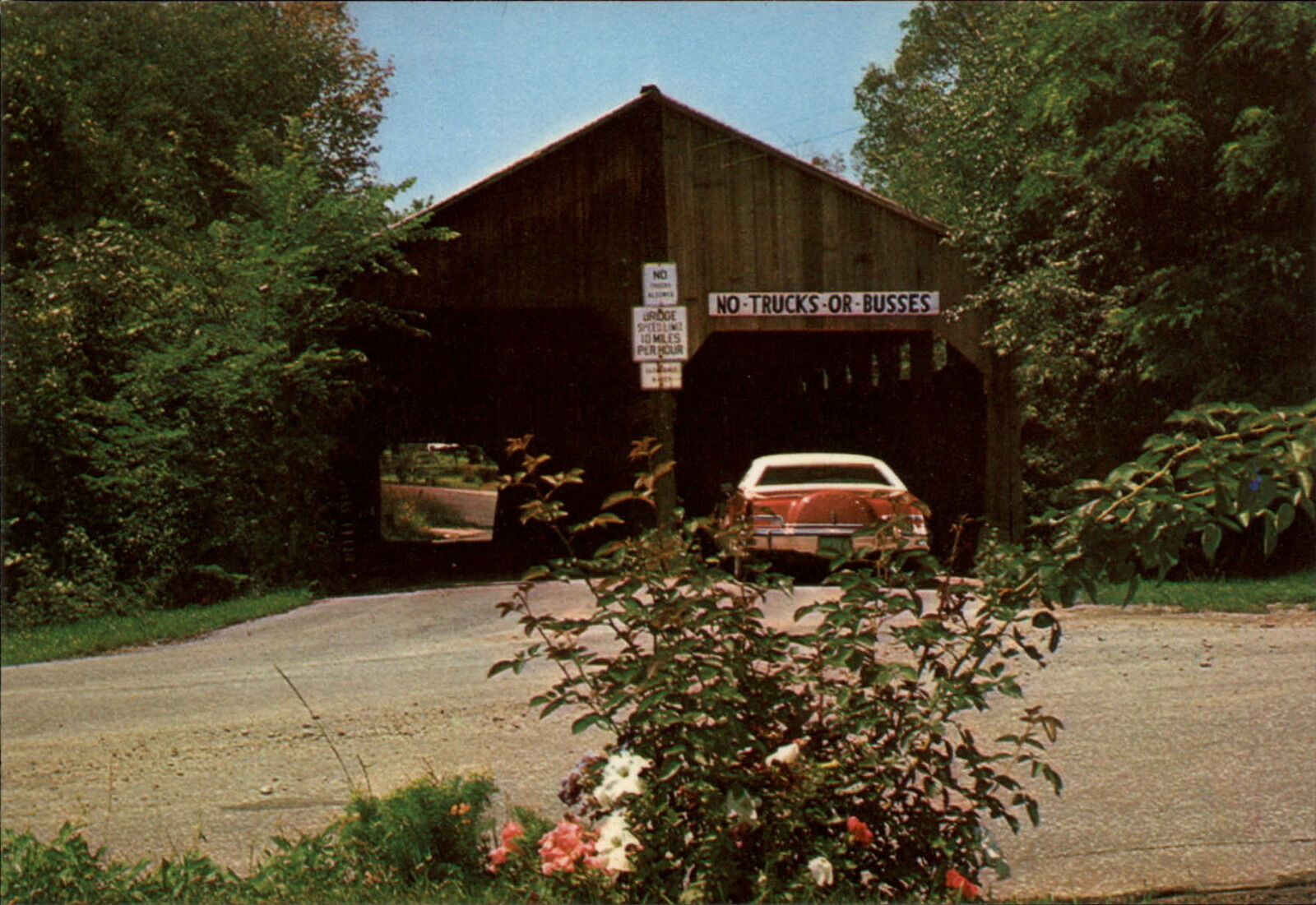 Middlebury Vermont Pulpmill Covered Bridge double lane Lincoln vintage postcard