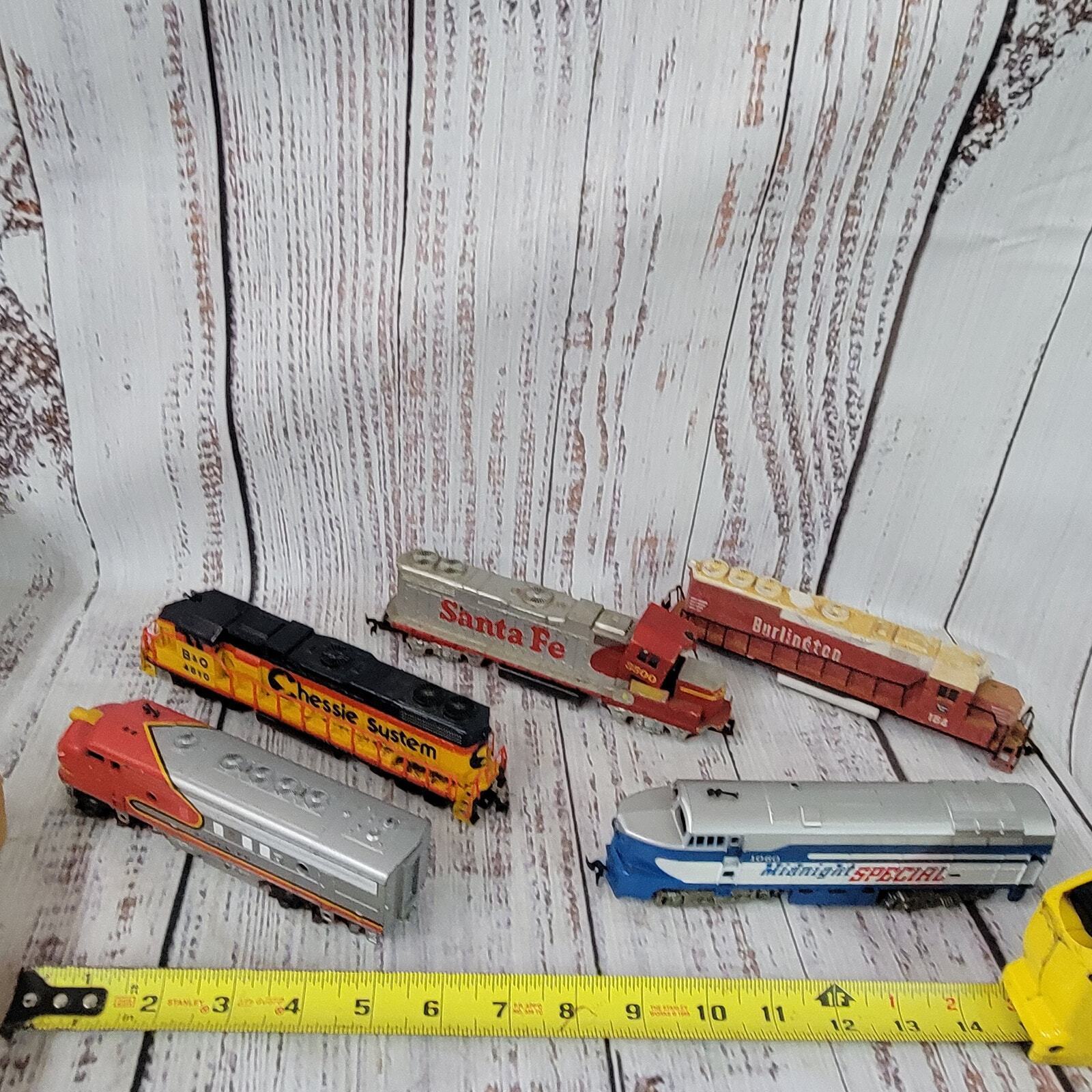 Vintage 8 H.o scale Train engine all different w / issues for parts/repair