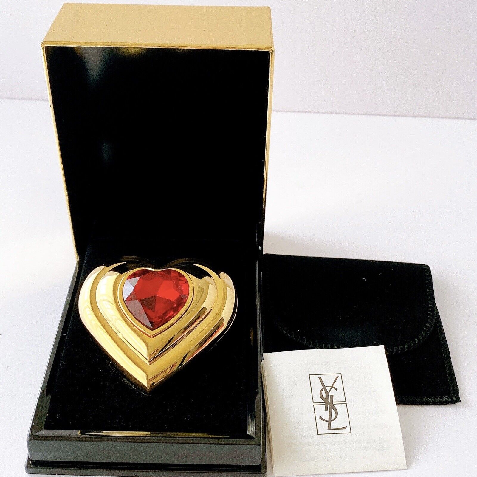 YVES SAINT LAURENT POUDRE ECRIN POWDER RED CRYSTAL JEWELED HEART COMPACT JAPAN
