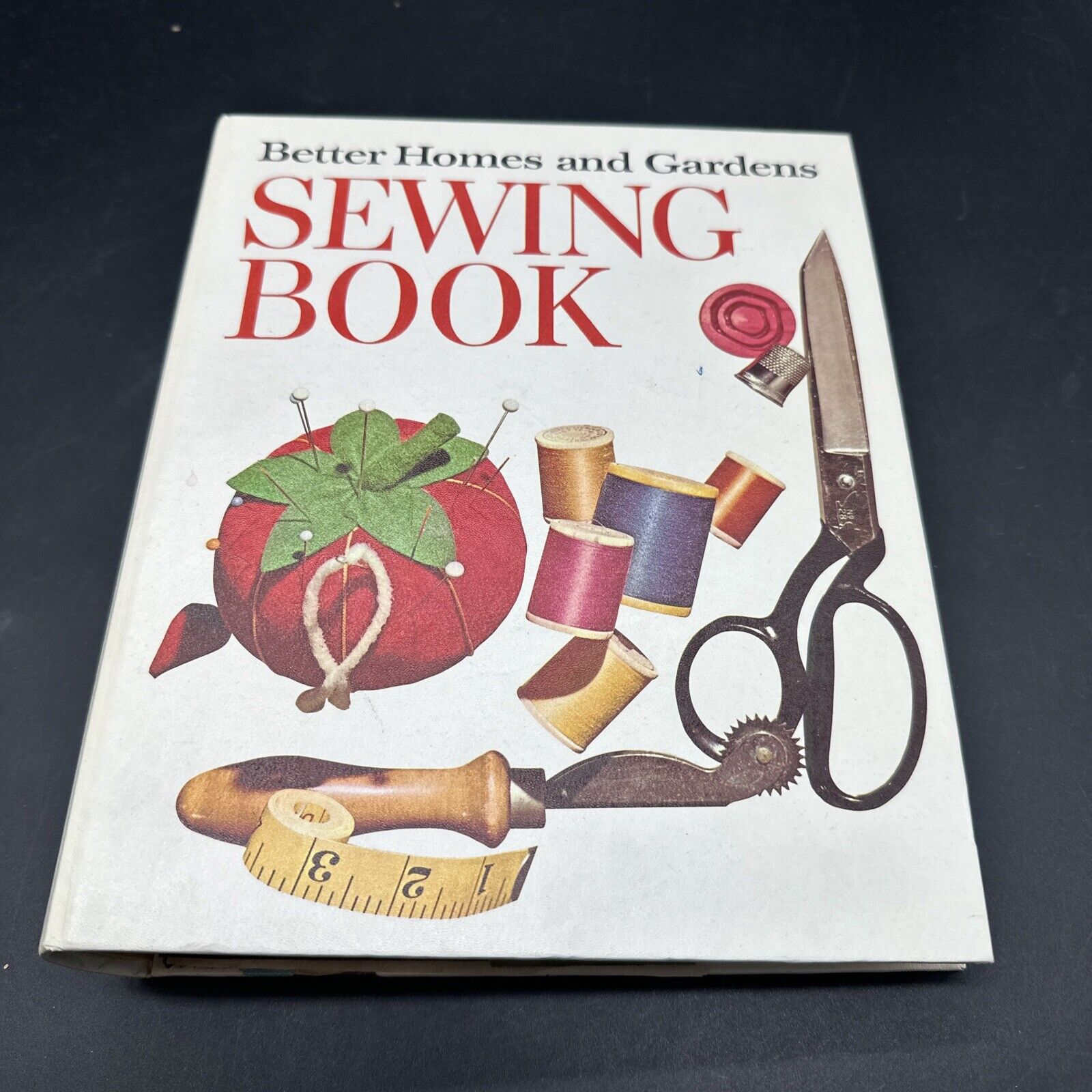 Vtg Better Homes and Gardens Sewing Book 1970 Ring Bound Indexed Hard Cover