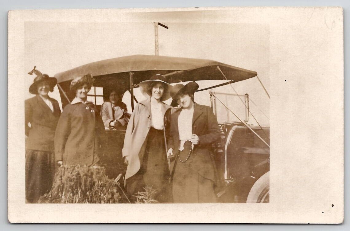 RPPC Five Lovely Ladies with Automobile Greenwood Washington Postcard C29