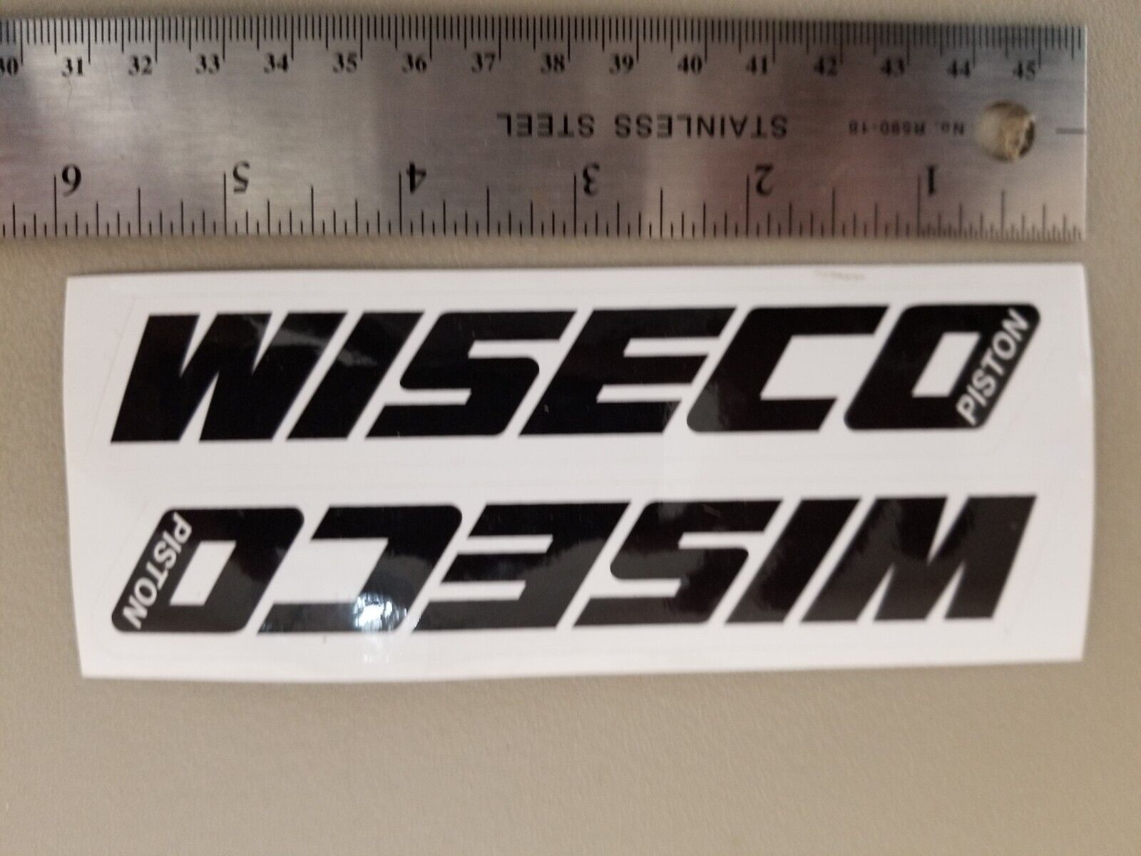 WISECO Performance Pistons - Original Vintage 1970\'s 80\'s Racing Decal/Sticker