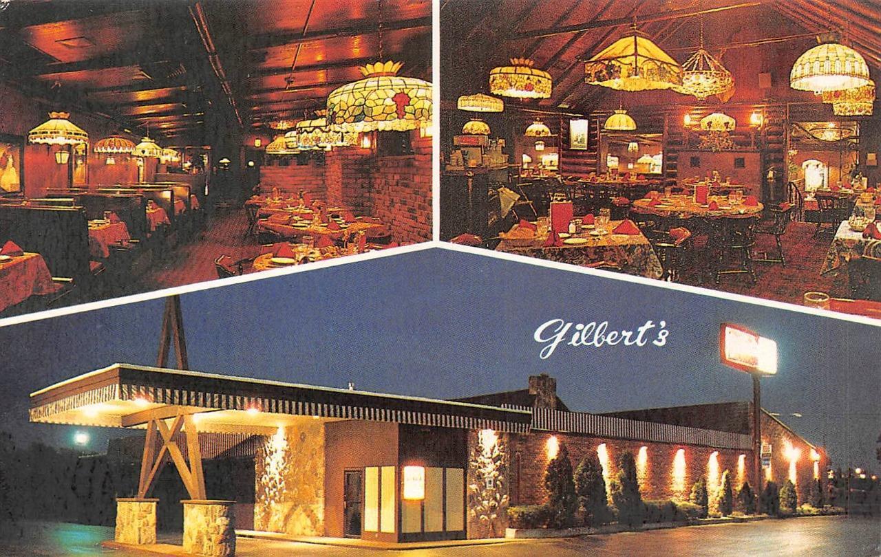 Jackson, Michigan MI   GILBERT\'S STEAK HOUSE RESTAURANT~Night  ROADSIDE Postcard