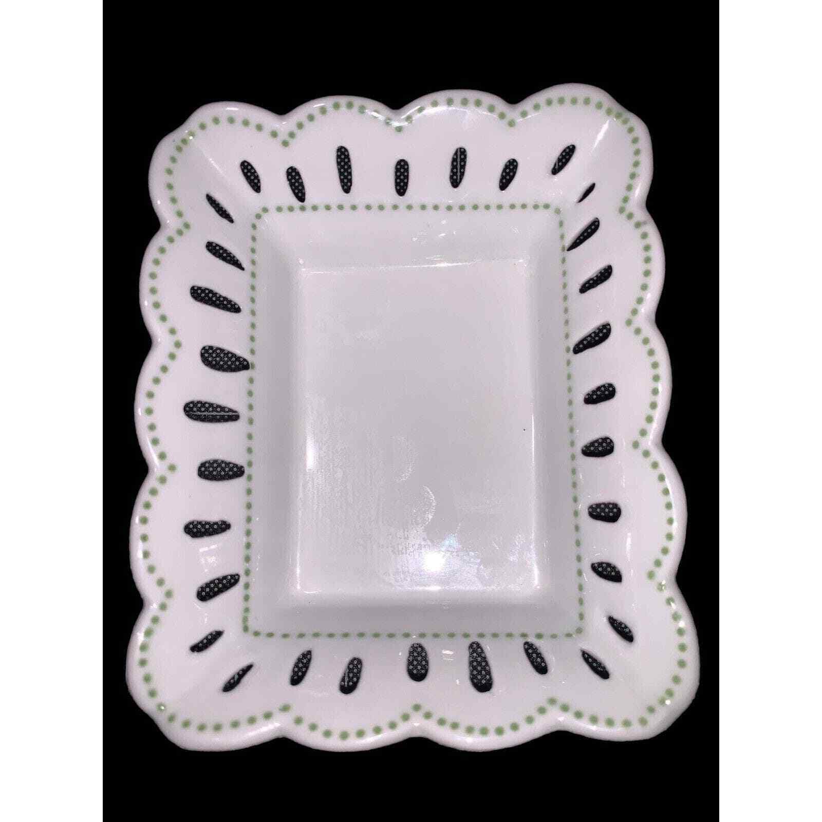 Andrea By Sadek Williamsburg VA Porcelain Pierced Trinket Jewelry Soap Dish 4x5”
