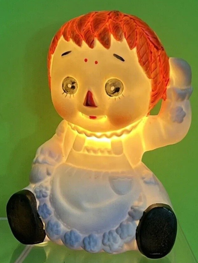 Raggedy Ann Small Ceramic Night Ligh by Price Imports Japan 4.5” H  Vintage 1970