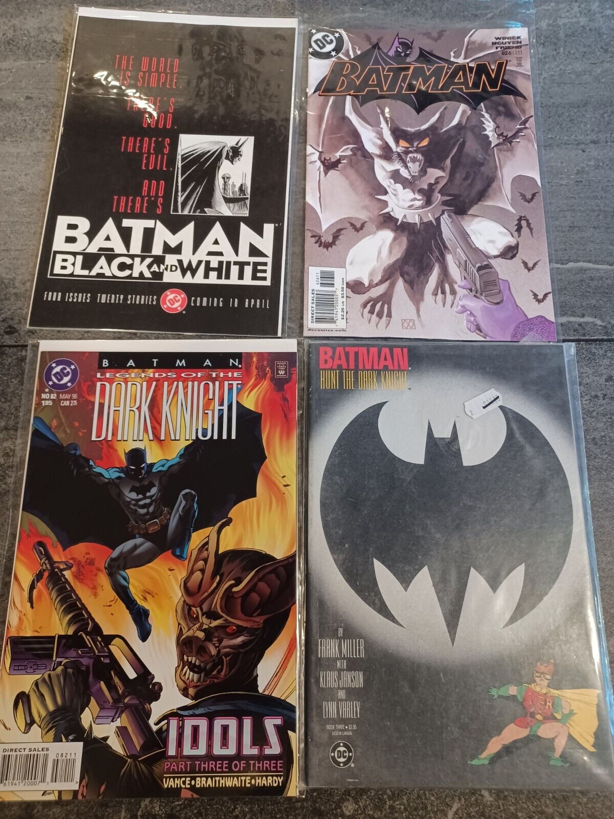 Batman Comics Mixed Lot Of 4  Including Hunt For The Dark Knight